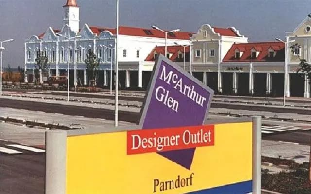 За 20 лет существования Outlet в Пандорфе посетили десятки миллионов покупателей