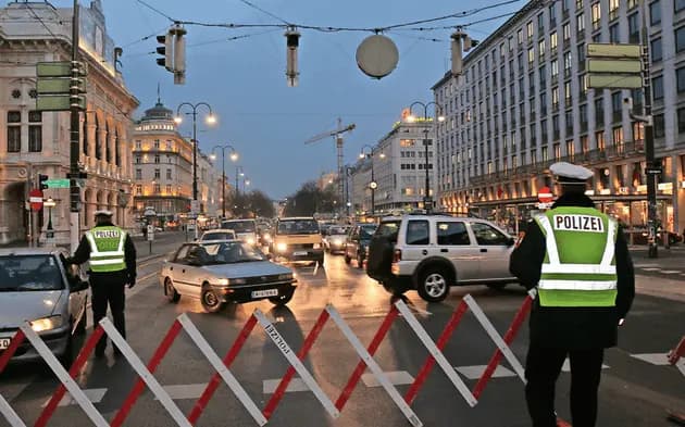 Внимание : завтра в Вене ожидаются огромные пробки