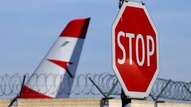 Самолеты AUA пока остаются на земле  до 17 мая