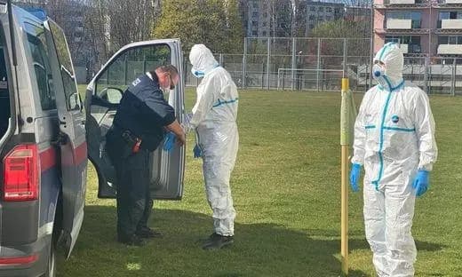 Больной дебошир, плюнувший в сотрудников безопасности больницы, помещен в следственный изолятор