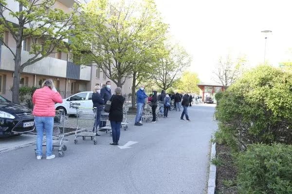 В Австрии за сутки только 13 новых случаев заболевания коронавирусом: пик эпидемии пройден?