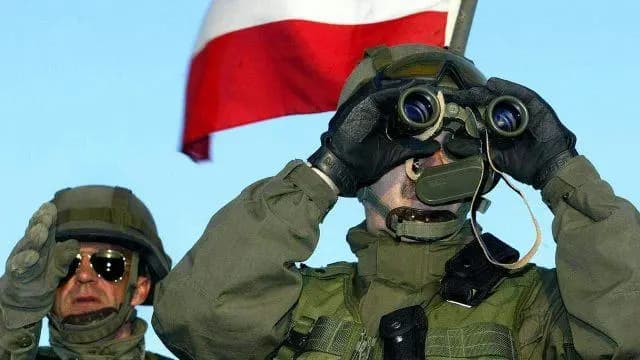 Впервые со второй  мировой  войны  Австрия мобилизовала  2 300 резервистов на борьбу с короанвирусом