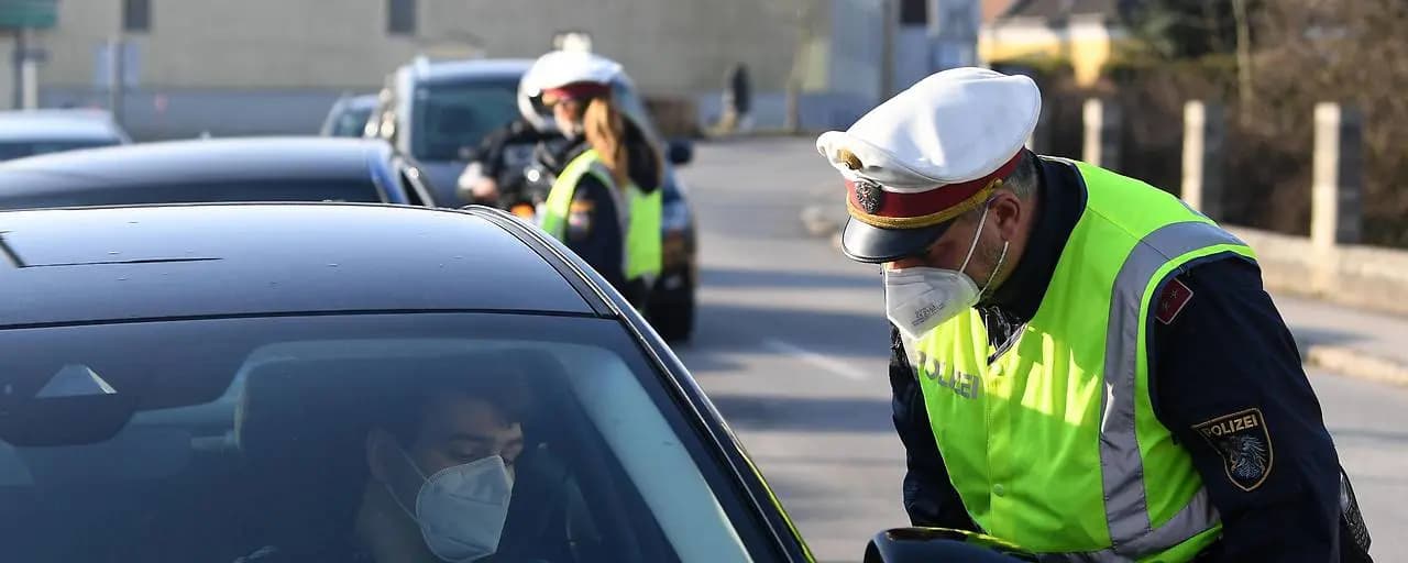 Коронавирус в Австрии: 2 678 новых случаев, власти Нижней Австрии призвали прекратить контроль за выездом, эксперт уверен в серьезных шагах  по открытию в мае, 256 человек попали в больницу из-за побочных эффектов вакцинации