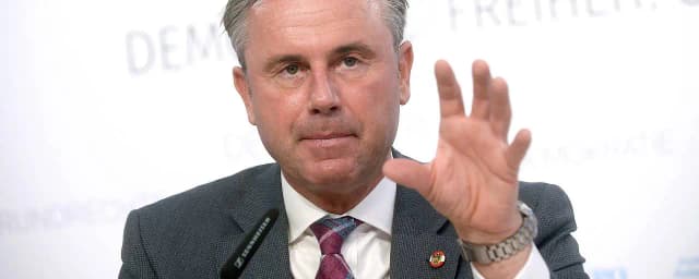 Хофер уходит с поста главы партии FPÖ