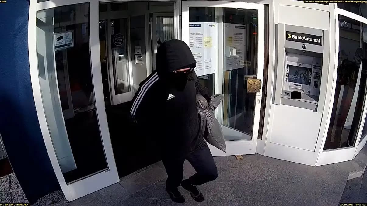 Охрана, видеокамеры, слишком маленькая добыча: в Австрии было всего 11 ограблений банков в этом году