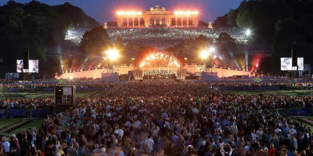 Вот каким крутым будет Sommernachtskonzert в Шенбрунне в этом году