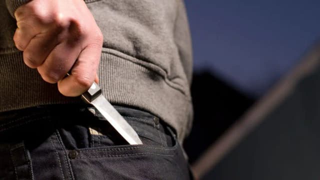 Угроза ножом в приюте для беженцев в Вена-Хитцинге
