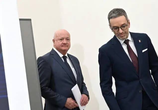 Слухи о сепаратных переговорах ÖVP опровергнуты: сине-чёрная коалиция на финишной прямой