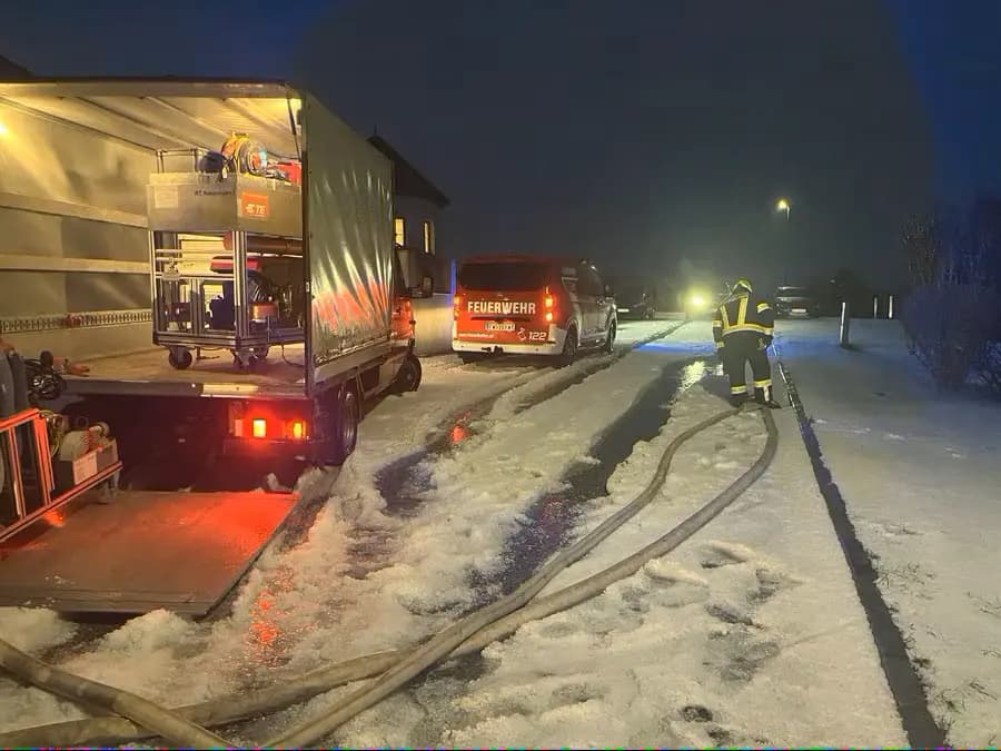 Экстремальная погода в Нижней Австрии: лёд толщиной до полуметра