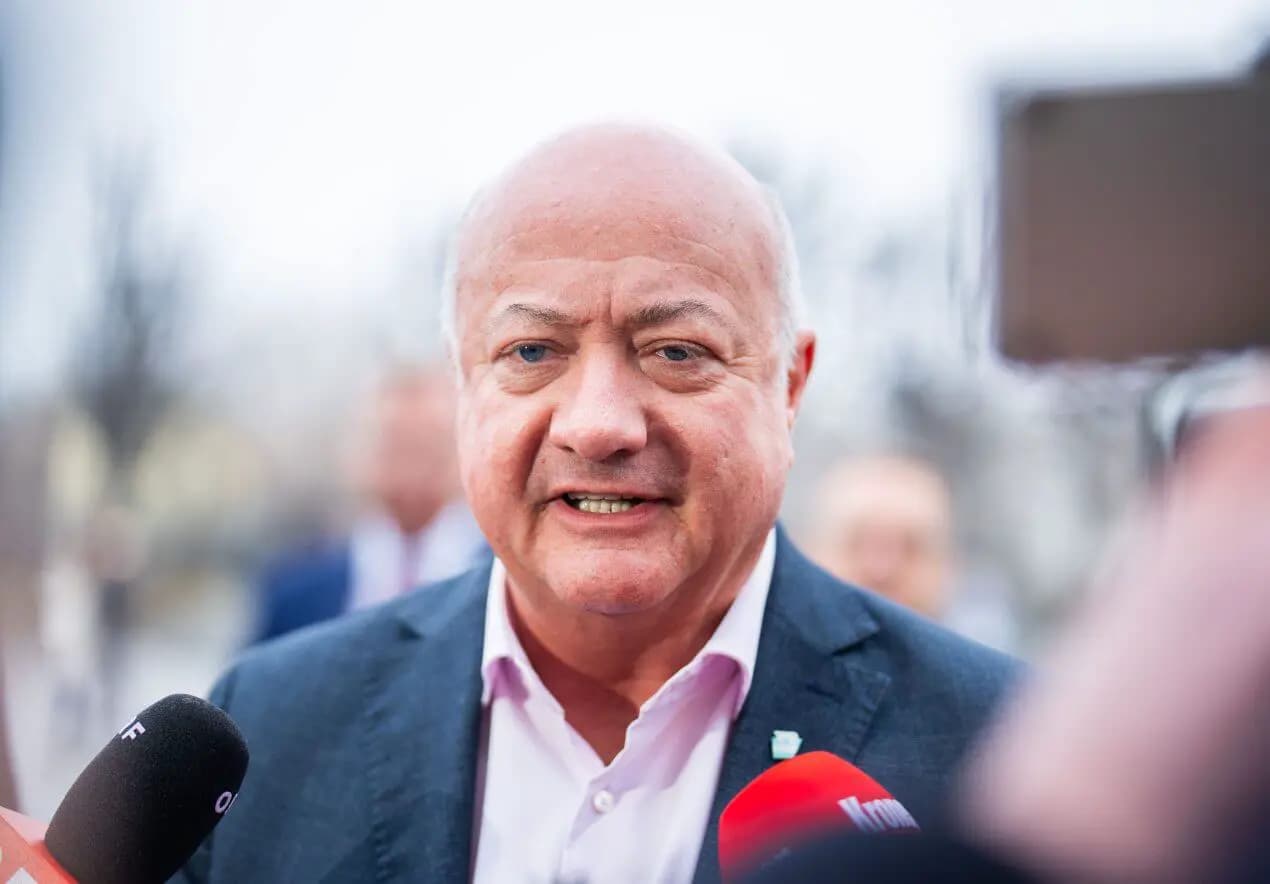 Канцлер Австрии отклонил идею создания брандмауэра против FPÖ по примеру Германии