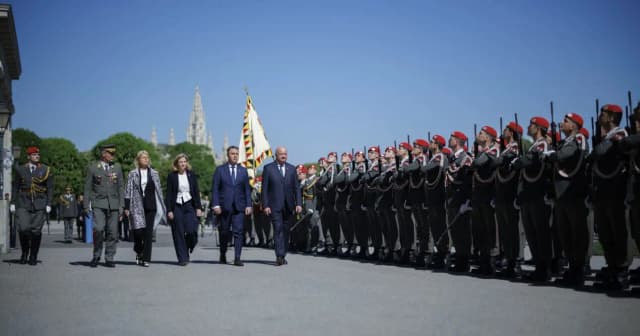 Австрийский нейтралитет под угрозой: правительство балансирует на грани, а министр открыто встает на сторону Украины