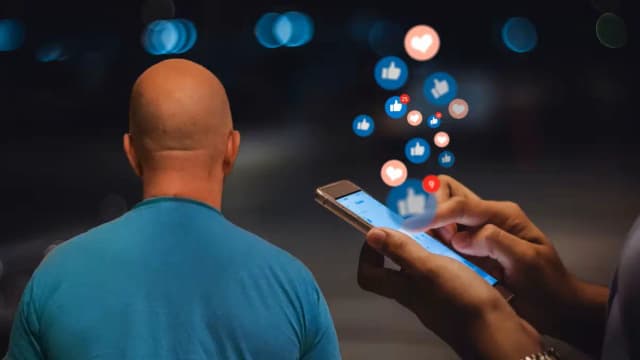 «Опасное поведение»: "лайк" в Facebook может обойтись жителю Штирии в 695 евро штрафа