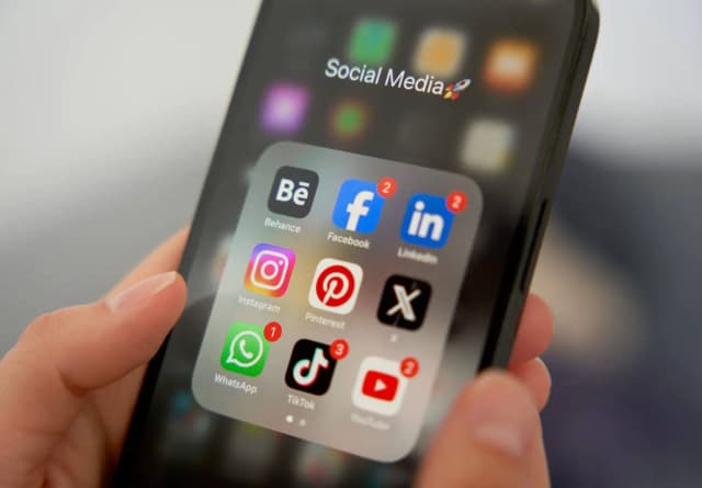 Интеграция в эпоху TikTok: арабский, русский и украинский вытесняют немецкий в соцсетях