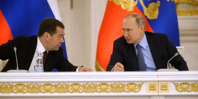 «Милитаристский курс»: доверенное лицо Путина угрожает Австрии нападением