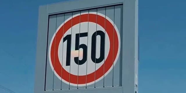 Первая страна ЕС официально вводит лимит  скорости 150 км/ч
