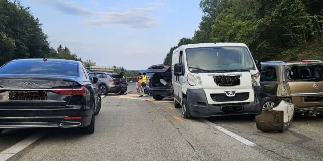 29 пострадавших: названа причина массового ДТП на А2