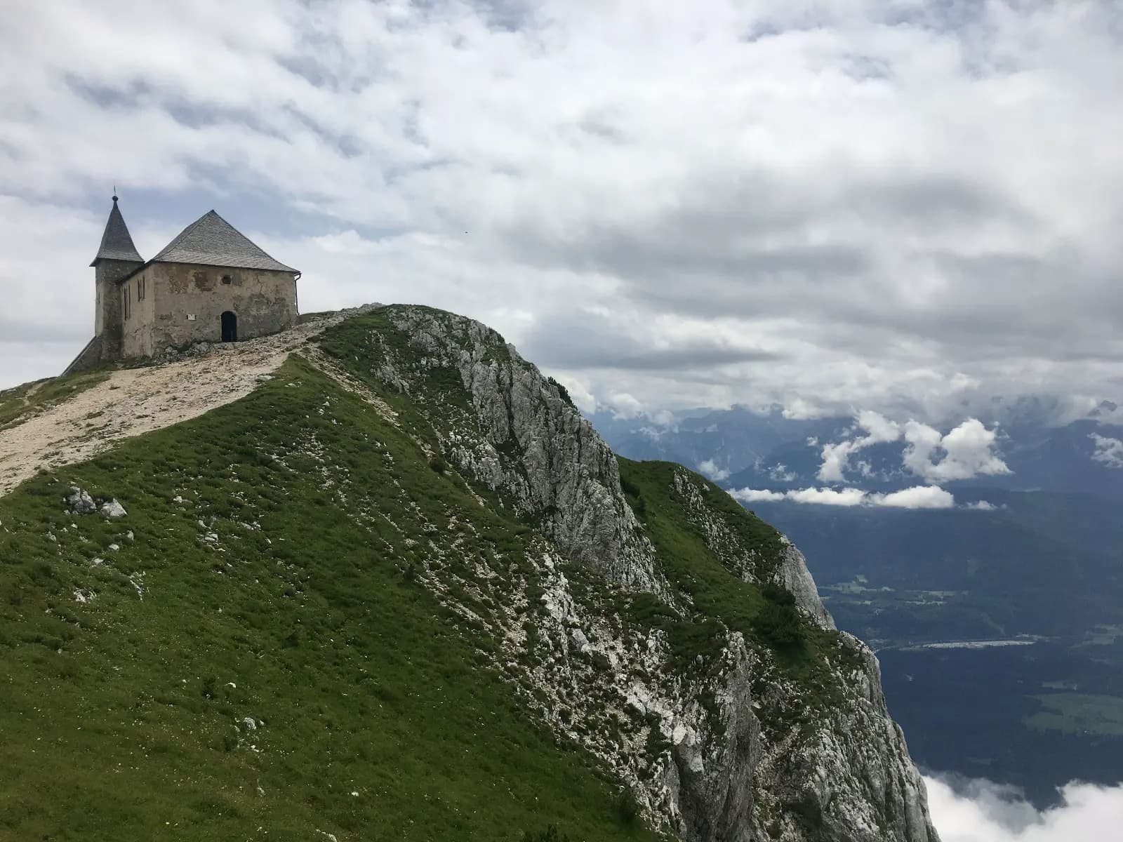 Прогулка над облаками: природный заповедник Dobratsch в Каринтии