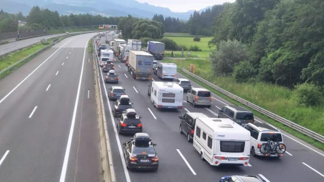 Концерты, футбол и кладбища на День всех святых: Вена готовится к транспортному хаосу