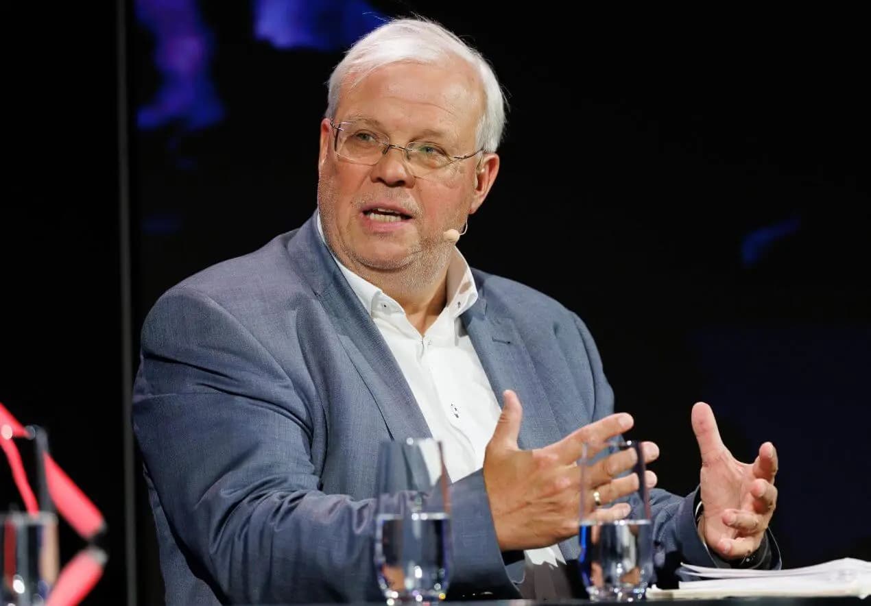 «EU занимается цензурой»: конгресс журналистов обвинил Брюссель и Вену в контроле над СМИ