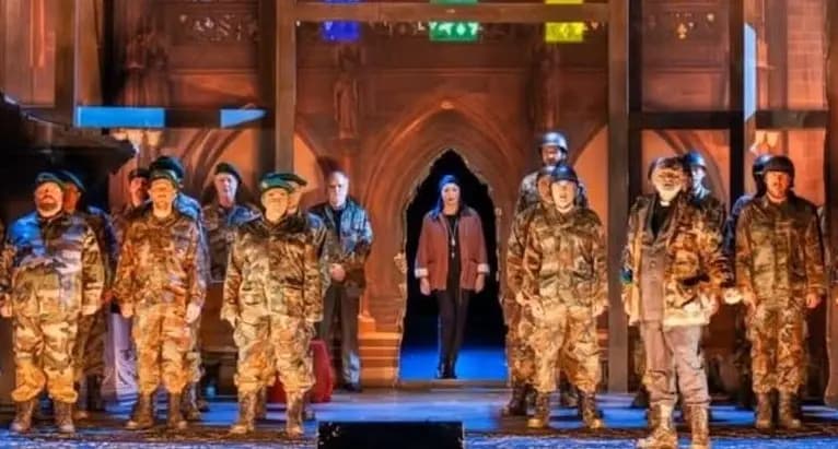 Нетребко возвращается в «Силе судьбы» — искусство против политики