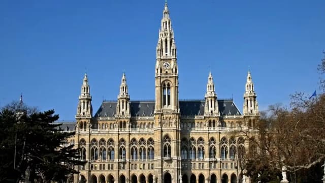 15 миллиардов долгов: столица Австрии балансирует на краю