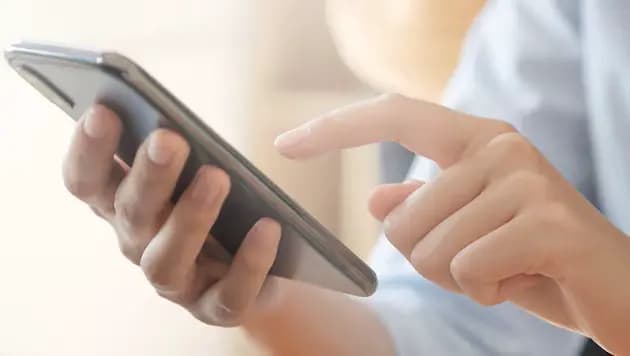 Перед Рождеством австрийцев накрыла волна мошеннических SMS перед Рождеством