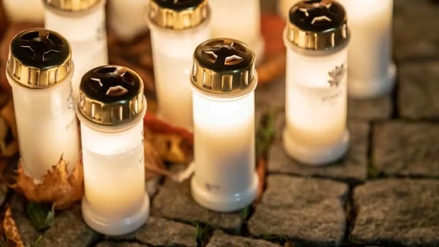 Скандал на церемонии памяти жертв Холокоста: на митинге внезапно зазвучала речь Гитлера