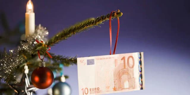 Радостная новость: почему в этом году рождественские выплаты будут больше