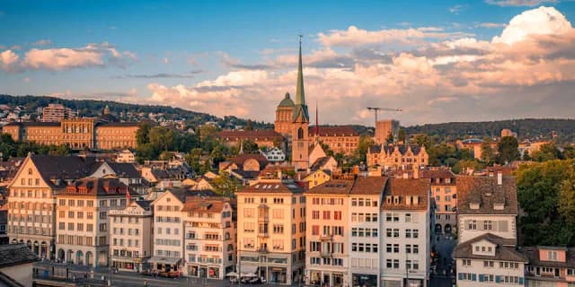 Жизнь не для бедных: топ-10 самых дорогих городов мира в 2025 году