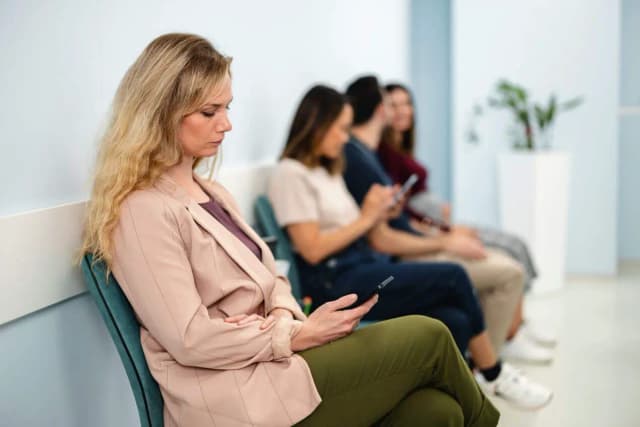 Катастрофа в медицине: приём к врачу только в 2026 году