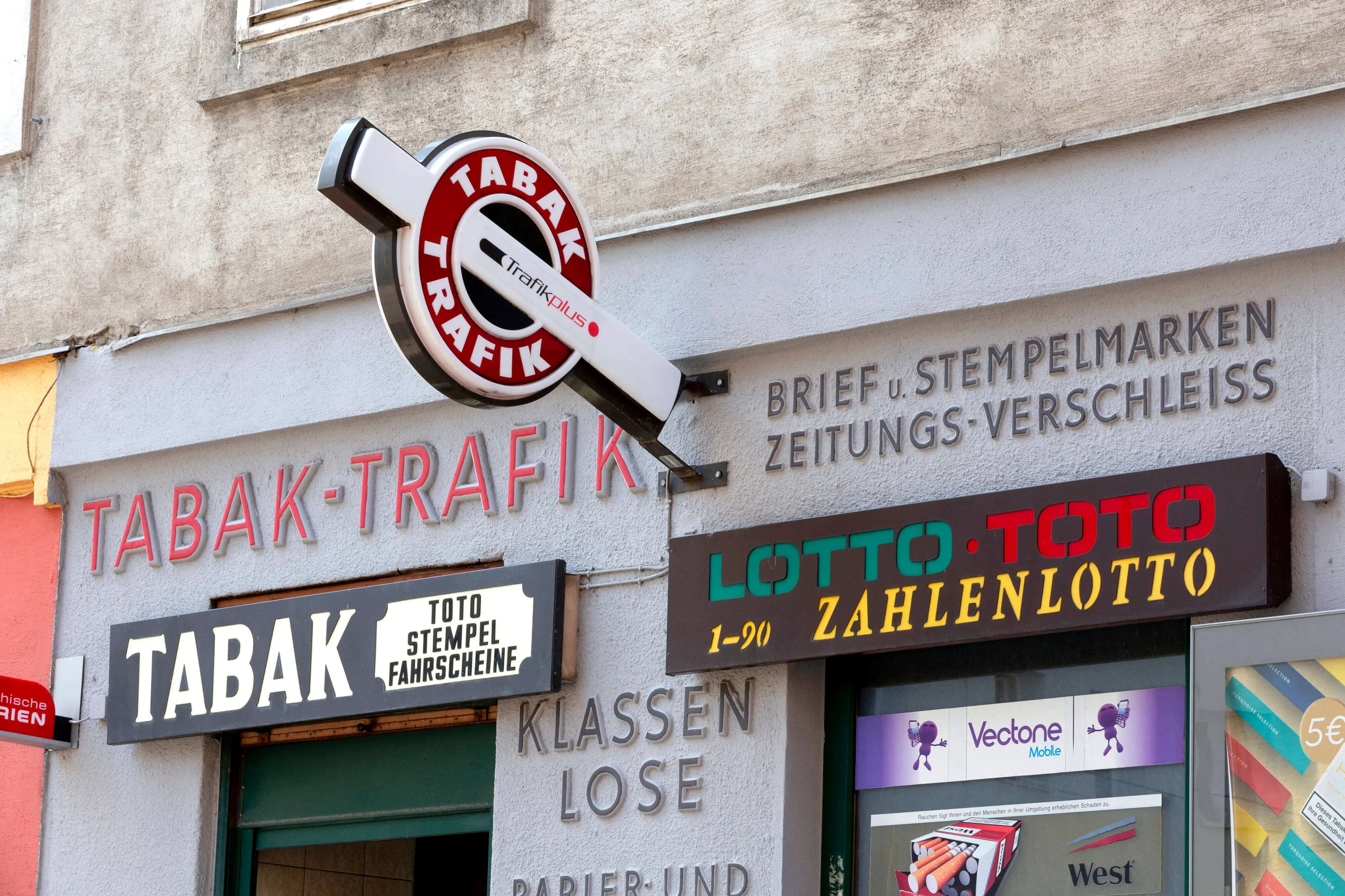 WHO идёт в атаку: сигареты с фильтром под угрозой