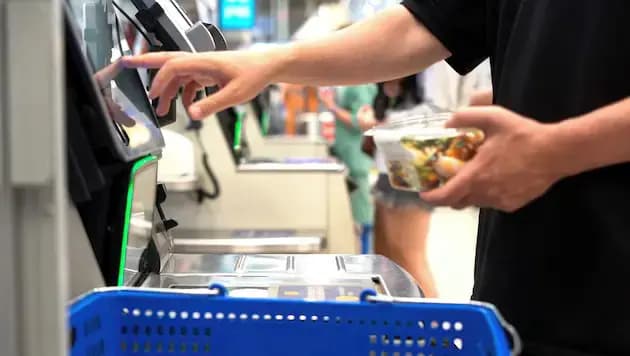 Возрастное неравенство: как технологии усложняют жизнь старшему поколению