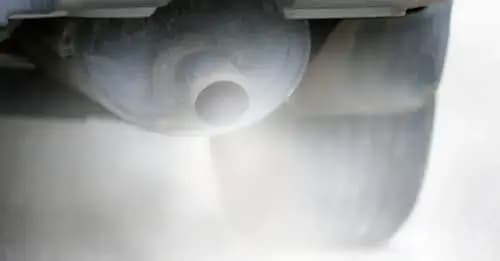 Сенсационный поворот: Еврокомиссия отменяет запланированный запрет на двигатели внутреннего сгорания