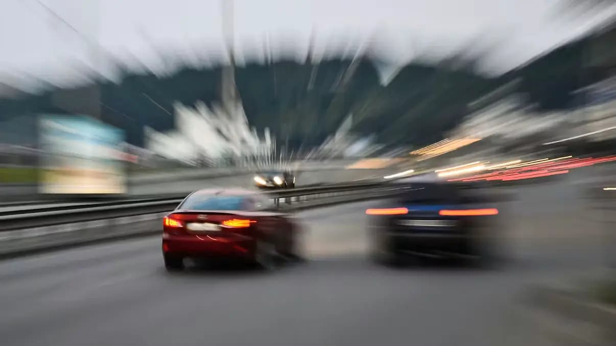 Курьезная погоня в Граце: россиянин без прав вызвал на гонку гражданский патруль