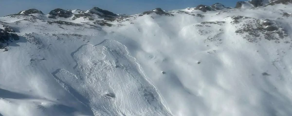 Трагедии в горах Австрии: в субботу при сходе лавин погибли восемь человек