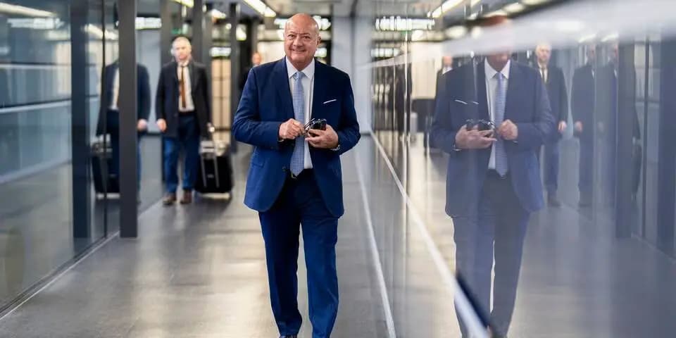 Дорогой мир Трампа: Австрия в раздумьях над приглашением в  "Совет Мира"