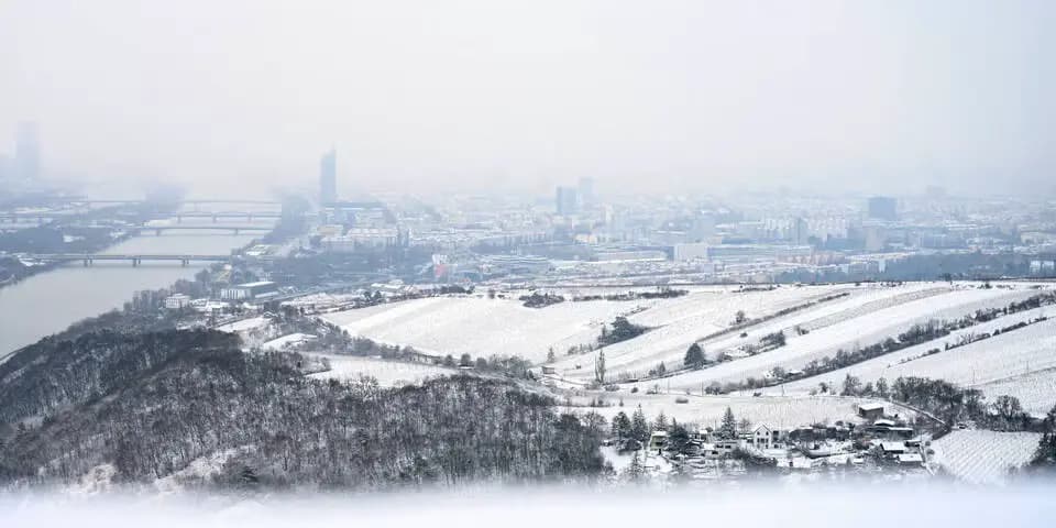 Вена готовится к снегу: новый зимний циклон надвигается на Австрию