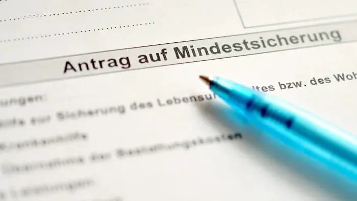 Ежегодно исчезает 400 тысяч евро: как получатели минимального обеспечения в Вене "делают долги" городу