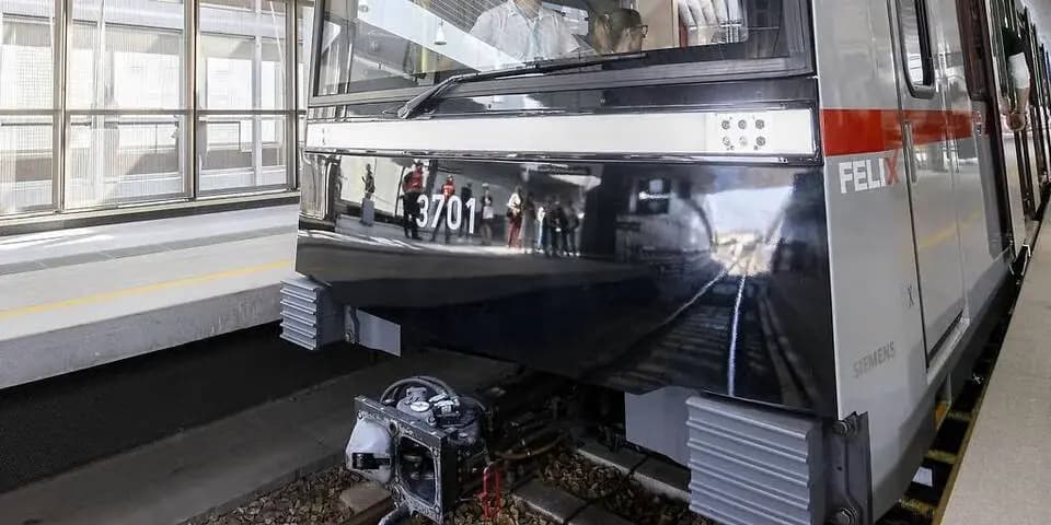 Опасность на линиях U2 и U3: новые поезда уже с дефектом