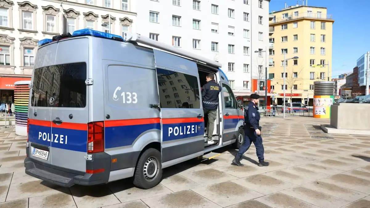 Брутальное ограбление в Вене: 17-летний подросток избит металлической трубой, трое нападавших оказались детьми 12 и 13 лет