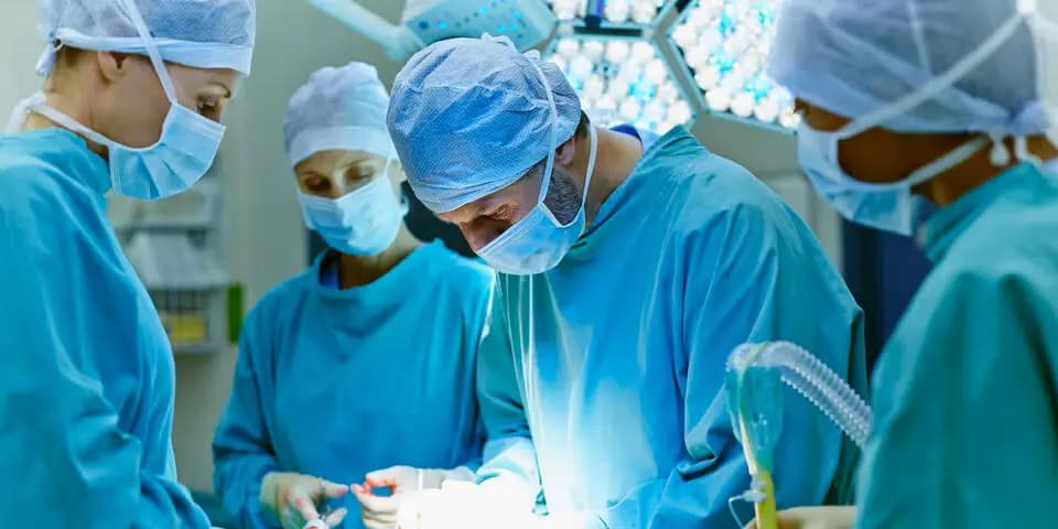 По примеру Германии: в Австрии хотят ввести ограничения на медобслуживание для беженцев