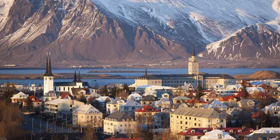 Отдых без страха: названы самые безопасные страны для путешествий в 2026 году. Австрия в топ-5!