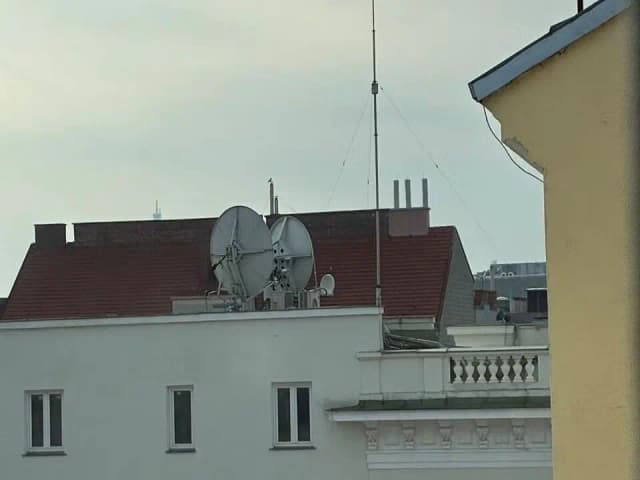 МИД Австрии потребовал от России "проредить антенный лес" в Донауштадте