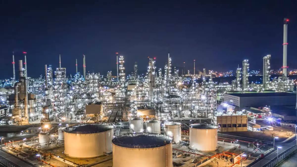 82 миллиона евро дополнительной прибыли в день: сколько нефтяные концерны зарабатывают на войне в Иране