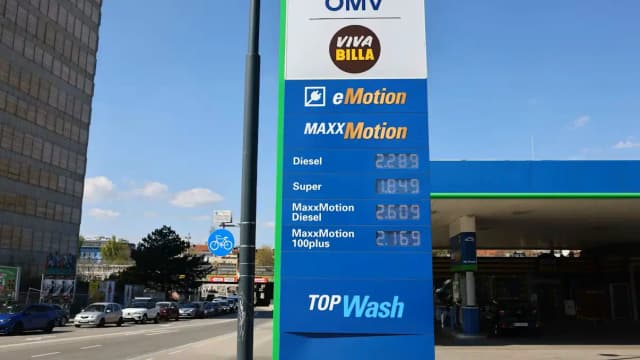 Ценовой тормоз не спас: цены на дизель взлетели до 2,32 евро