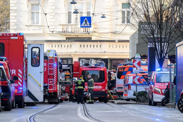 Трагедия в Вене: четверо рабочих погибли при обрушении лесов на Альзергрунде