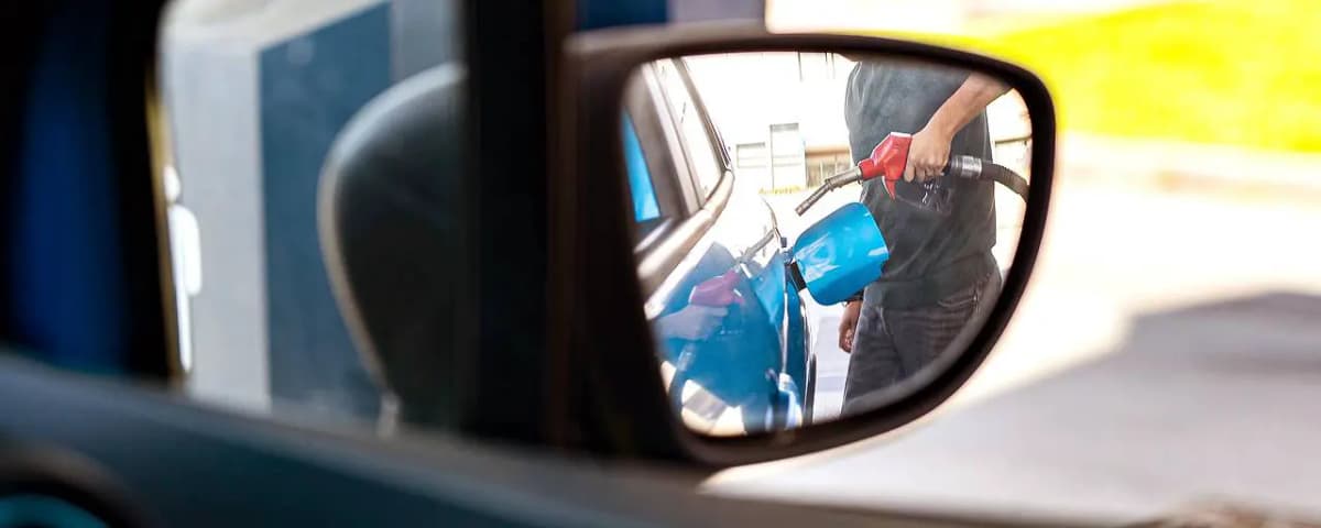 Парламент Австрии принял закон о «тормозе» цен на топливо