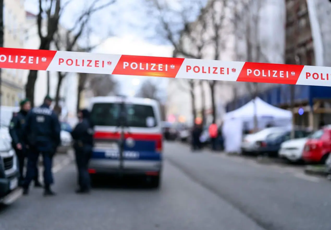 «Аллах велик»: эвакуация школы в Санкт-Пёльтене из-за анонимной угрозы