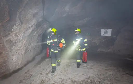 Пожарная тревога в пещере с двойной историей: инцидент в Зеегротте Хинтербрюль