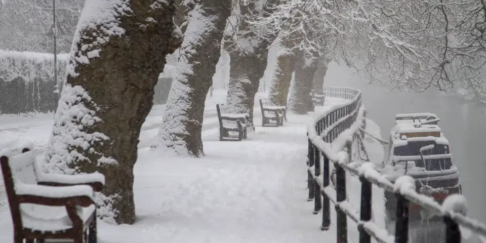 Австрия замерзает: рекордные -27,9°C и предупреждения для водителей и пешеходов